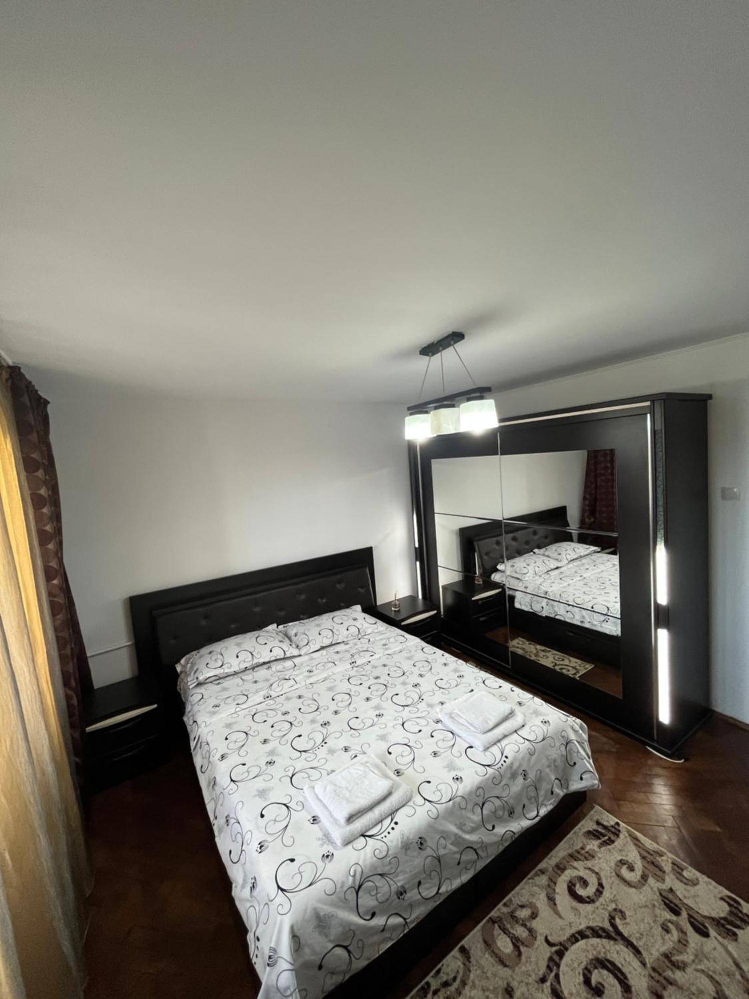 Concept Home Valcea Râmnicu Vâlcea エクステリア 写真